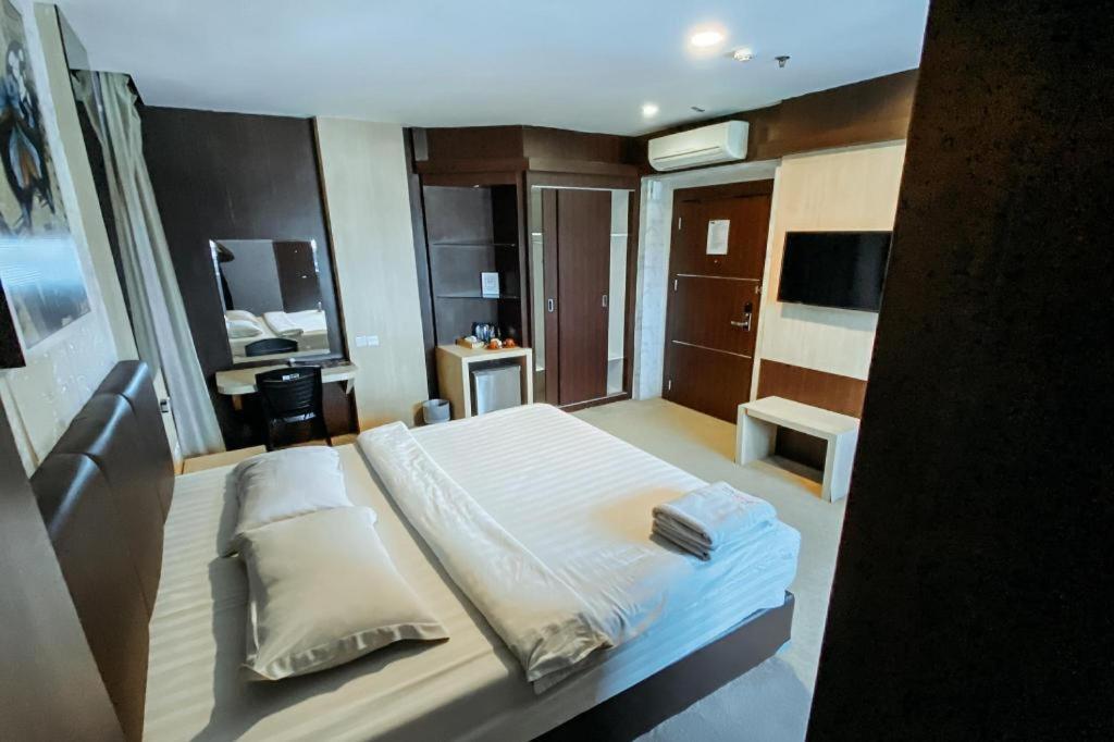 Lucky Star Hotel Nagoya Extérieur photo